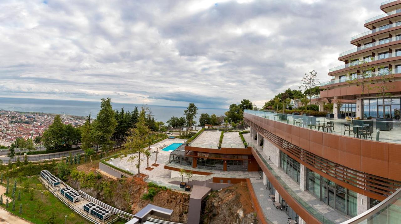 Radisson Blu Hotel Trabzon Exterior foto The campus of the University of Patras
