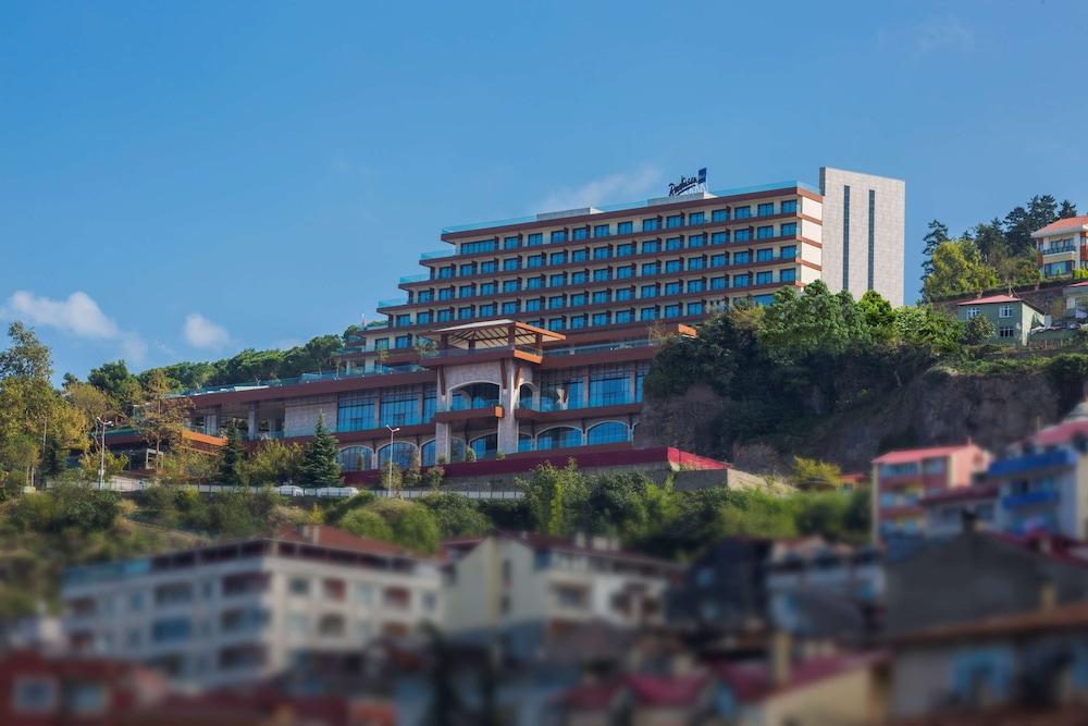 Radisson Blu Hotel Trabzon Exterior foto
